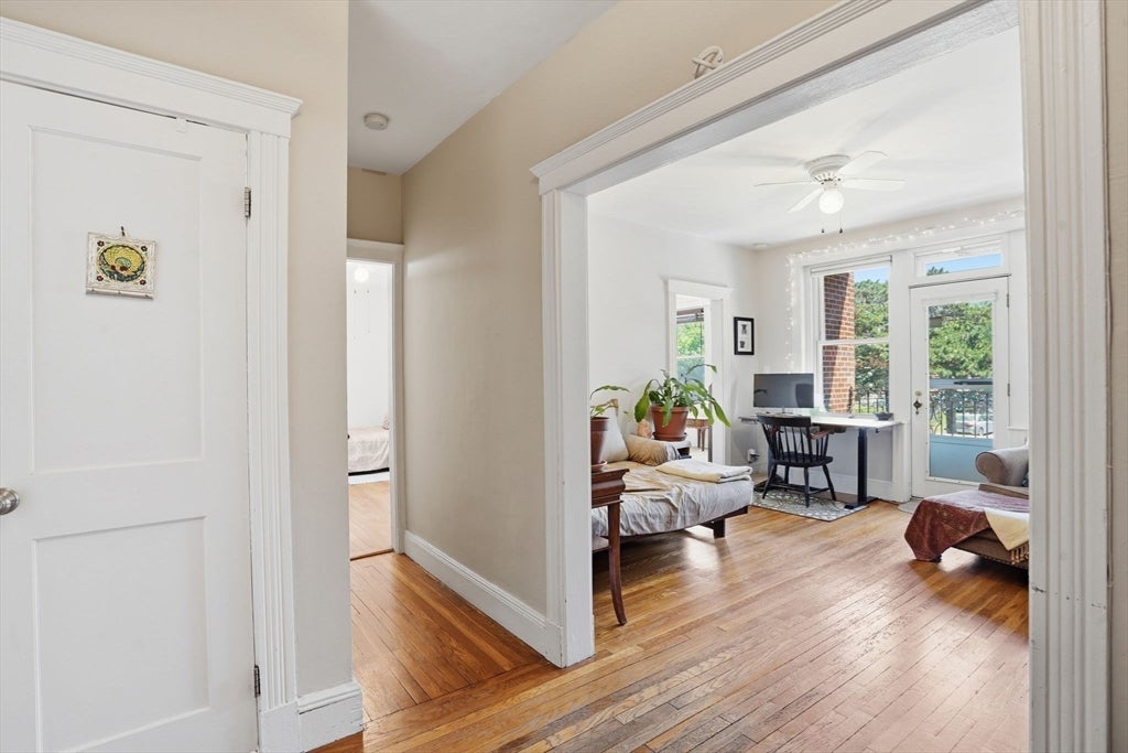 343 S Huntington Ave 5