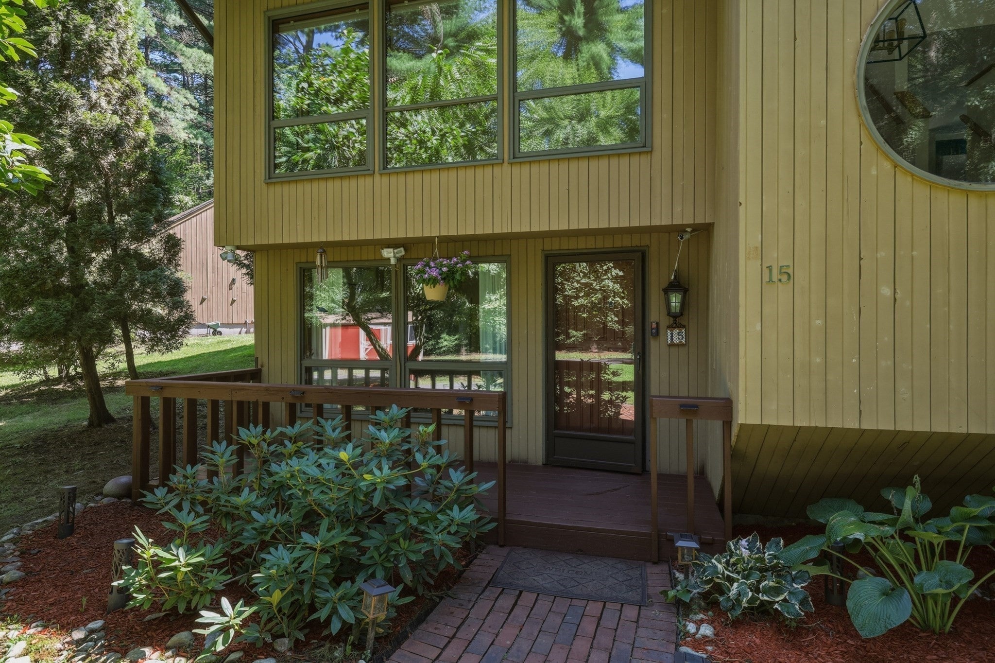 15 Ladyslipper Cir