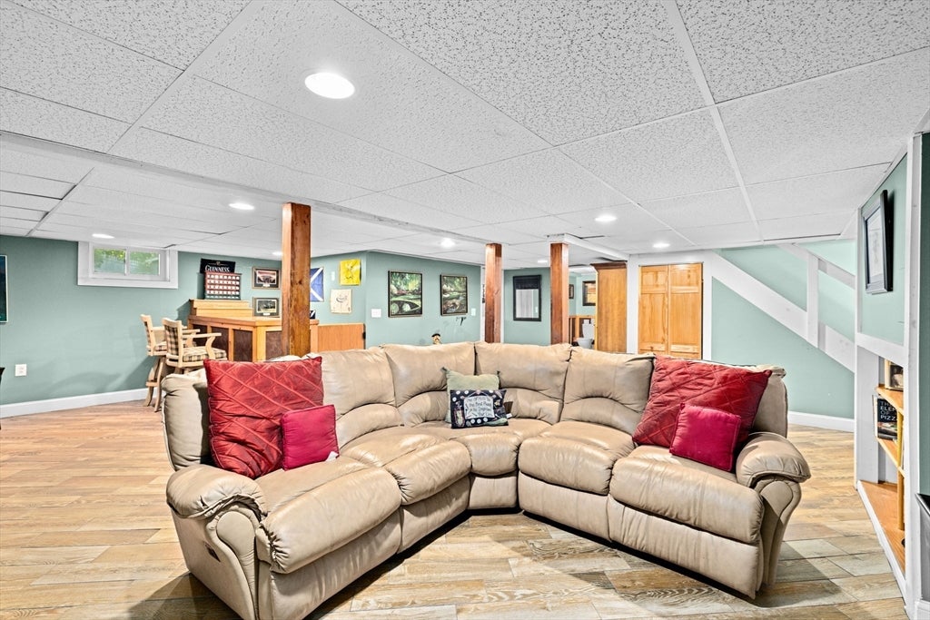 4 Country Drive, Hingham, MA, 4 Country Drive, Hingham, MA Photo #30