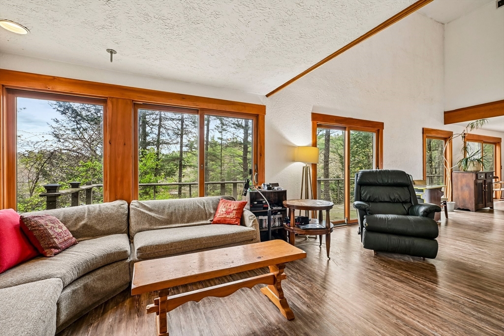 157 Robinson Rd, Oakham, MA Photo #6