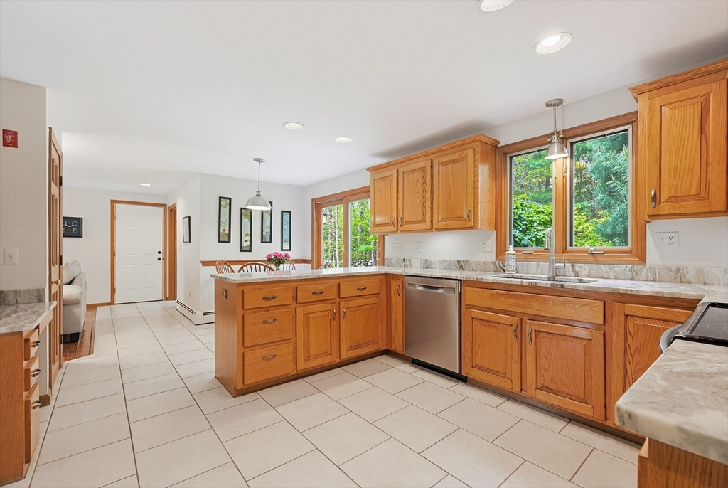 15 Sabina Drive, Holliston, MA, 15 Sabina Drive, Holliston, MA Photo #16