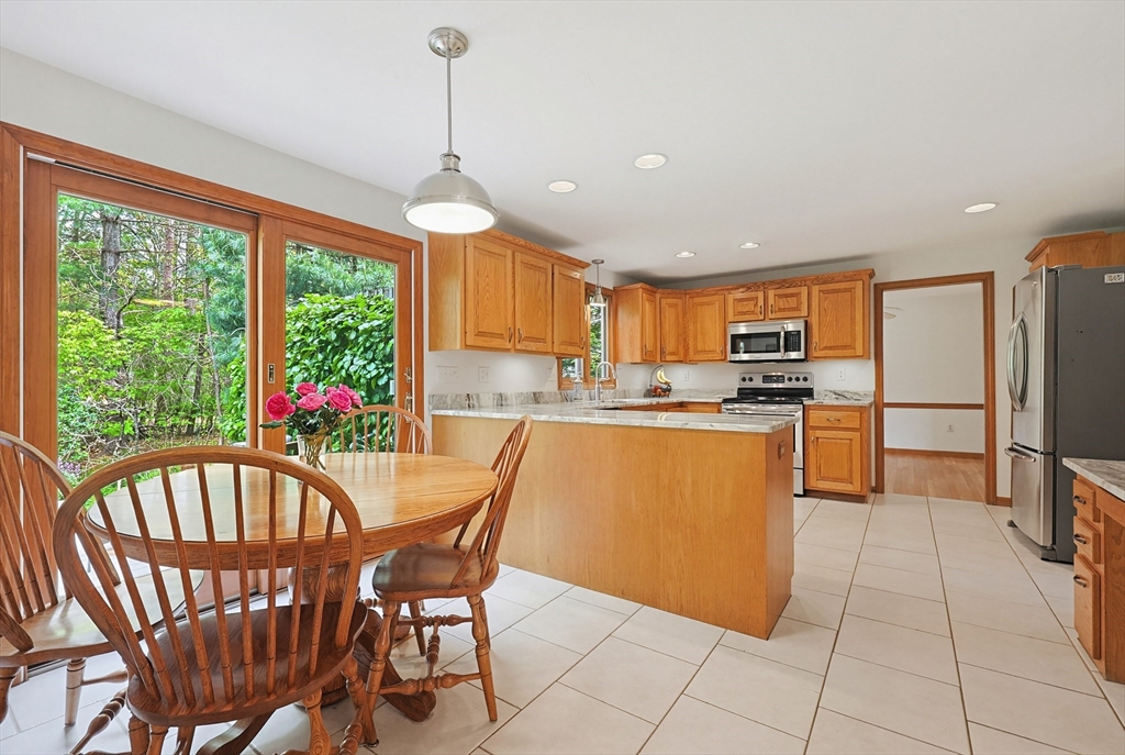 15 Sabina Drive, Holliston, MA, 15 Sabina Drive, Holliston, MA Photo #18
