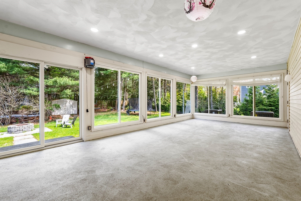 5 Marsden Ct, Seekonk, MA Photo #32