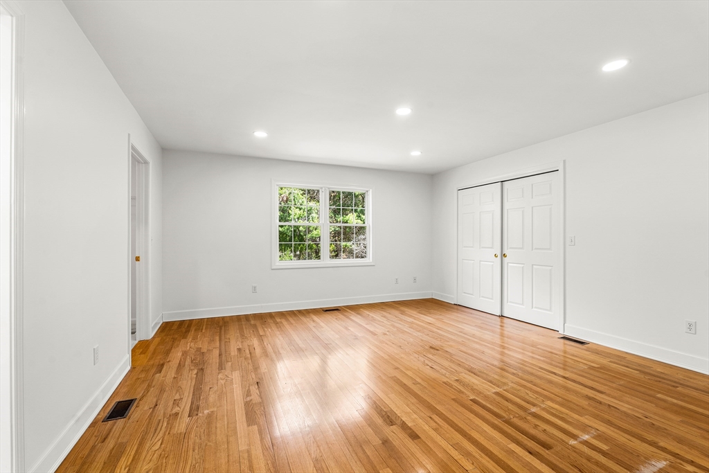 5 Marsden Ct, Seekonk, MA Photo #12