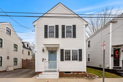 Photo of 23 Merrill St, Newburyport, MA 01950 (MLS # 73464299)