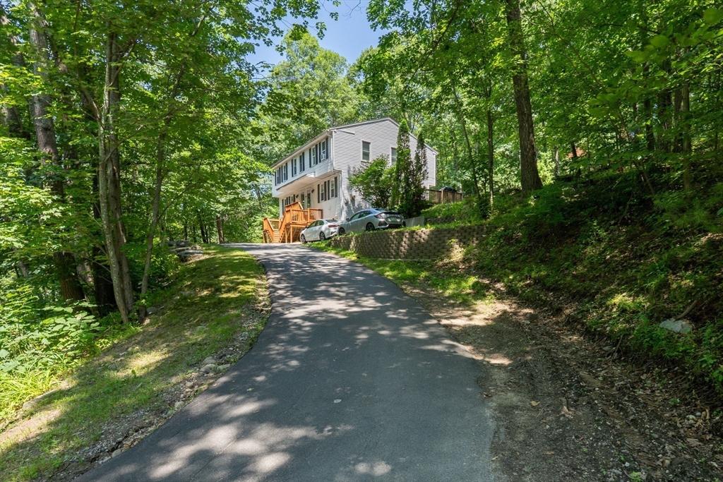 54 Noyes Rd B