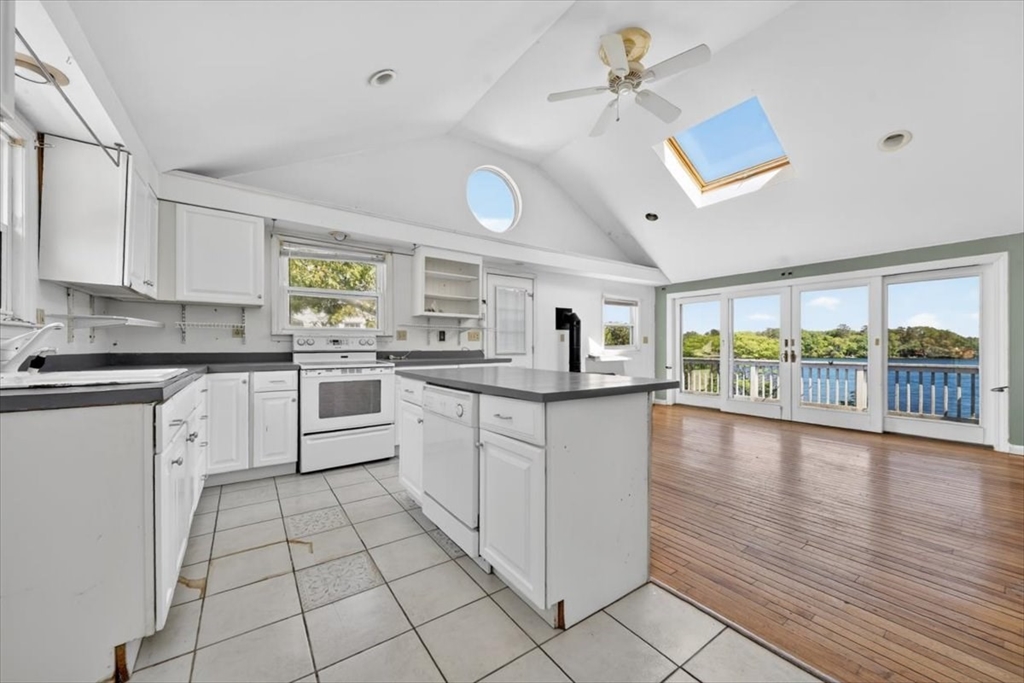 207 Sandy Beach Road