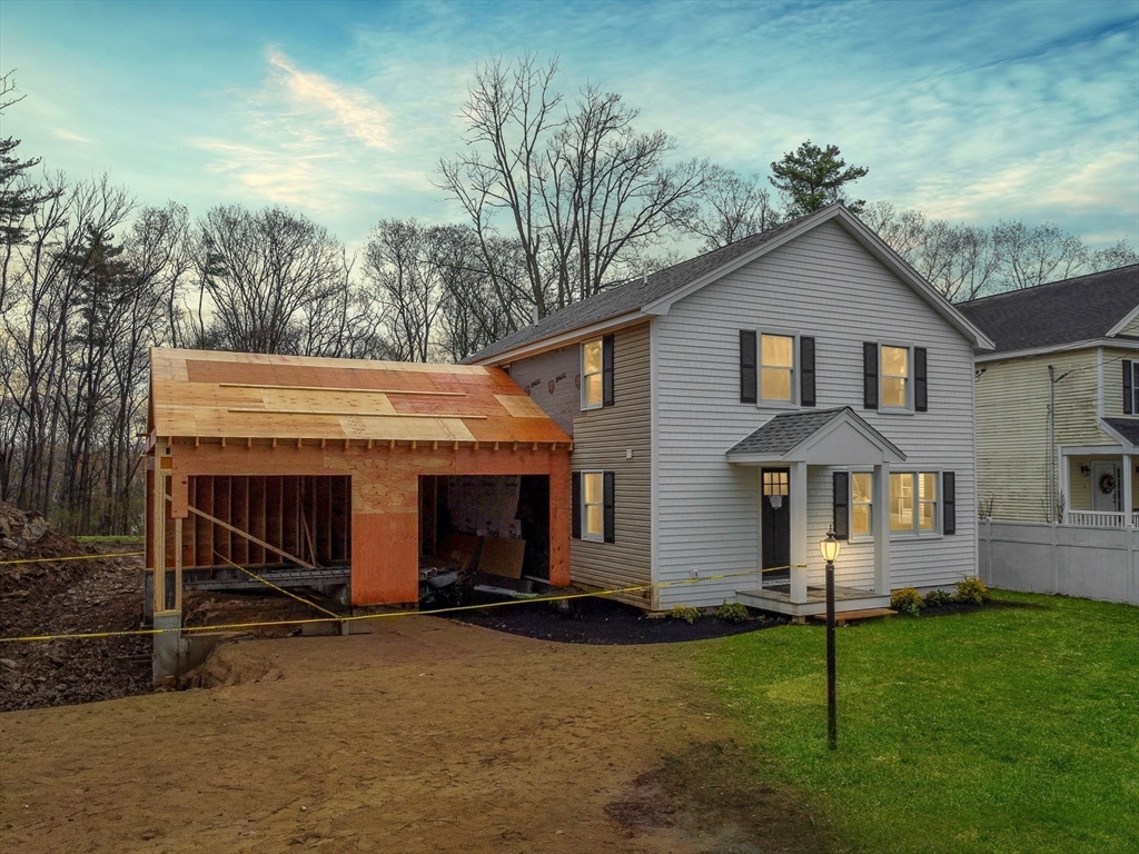 7 Lakeshore Dr