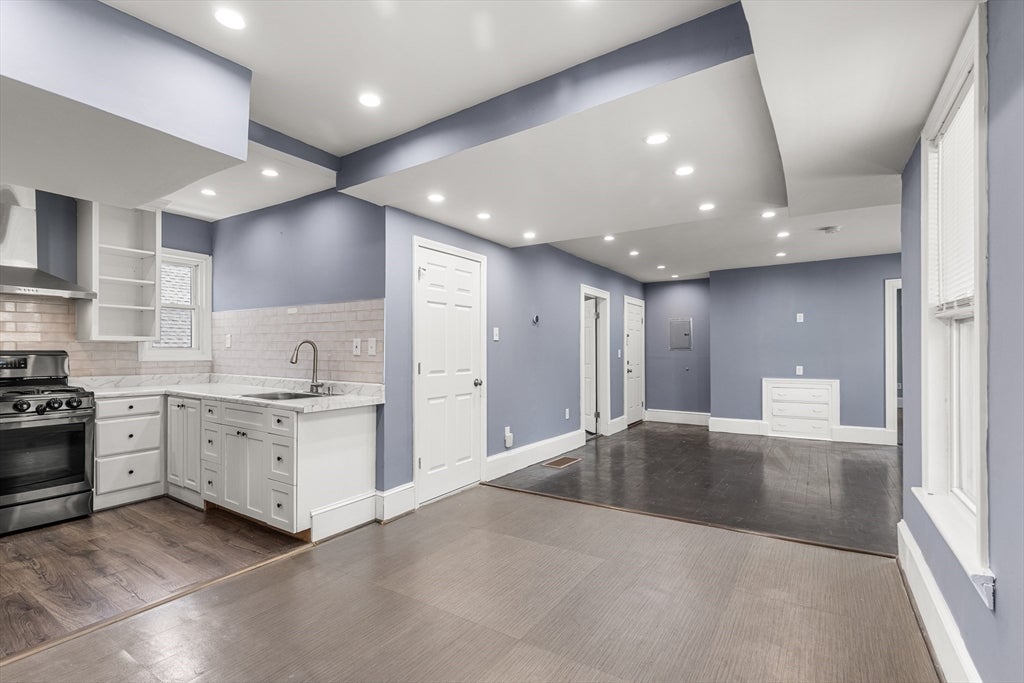 45 Thompson St #2, Boston, MA Photo #10
