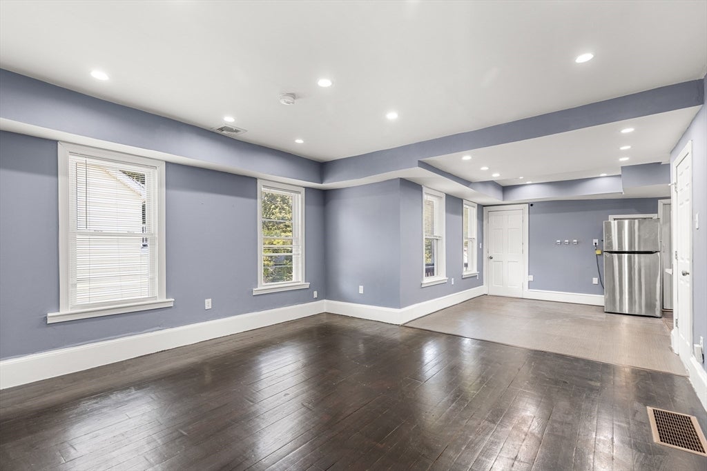 45 Thompson St #2, Boston, MA Photo #5