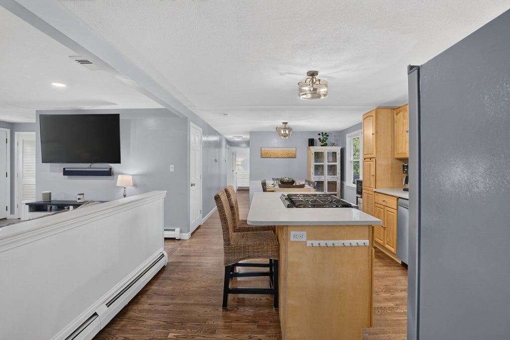 11 Haverhill Rd, Topsfield, MA, 11 Haverhill Rd, Topsfield, MA Photo #7