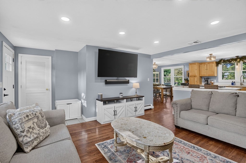 11 Haverhill Rd, Topsfield, MA, 11 Haverhill Rd, Topsfield, MA Photo #14