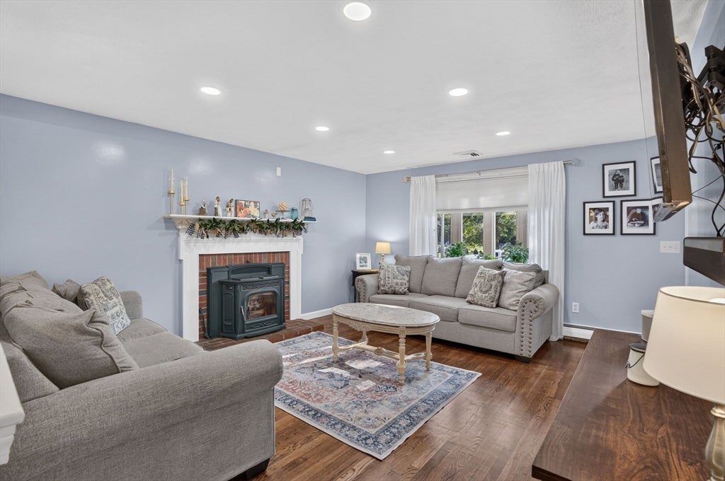 11 Haverhill Rd, Topsfield, MA, 11 Haverhill Rd, Topsfield, MA Photo #12