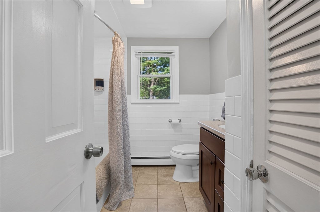 11 Haverhill Rd, Topsfield, MA, 11 Haverhill Rd, Topsfield, MA Photo #15