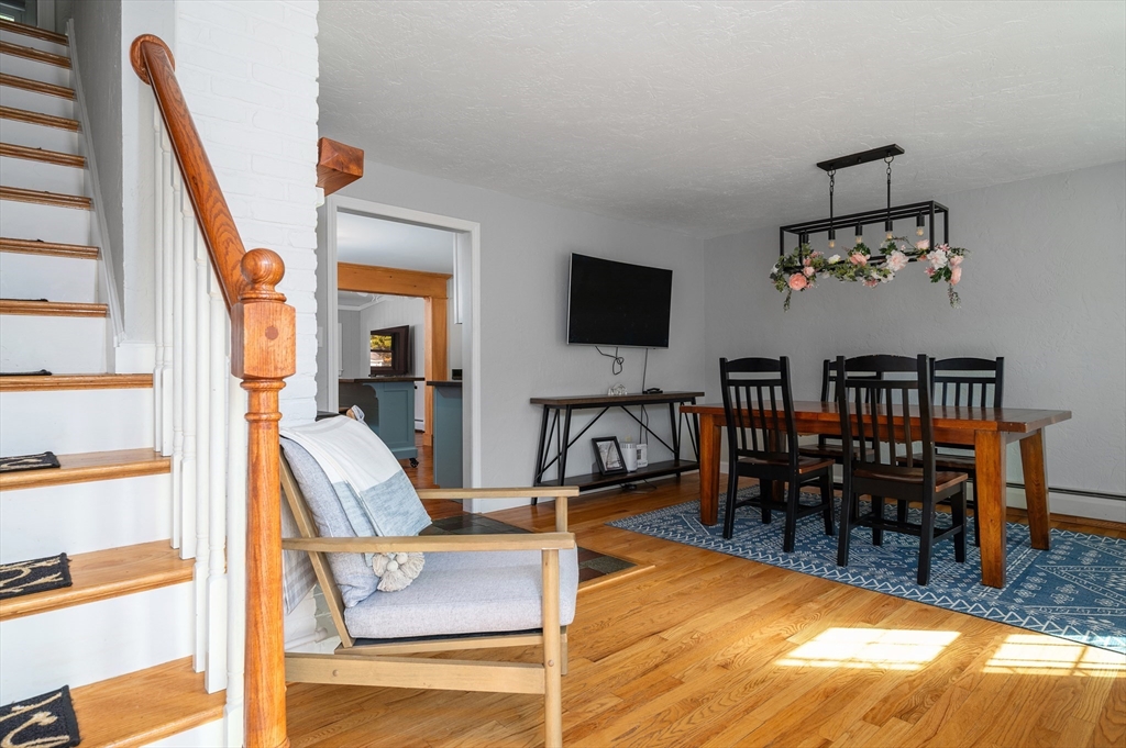 44 Powder Horn Way