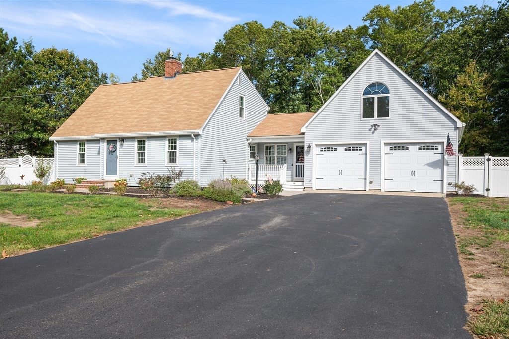 44 Powder Horn Way
