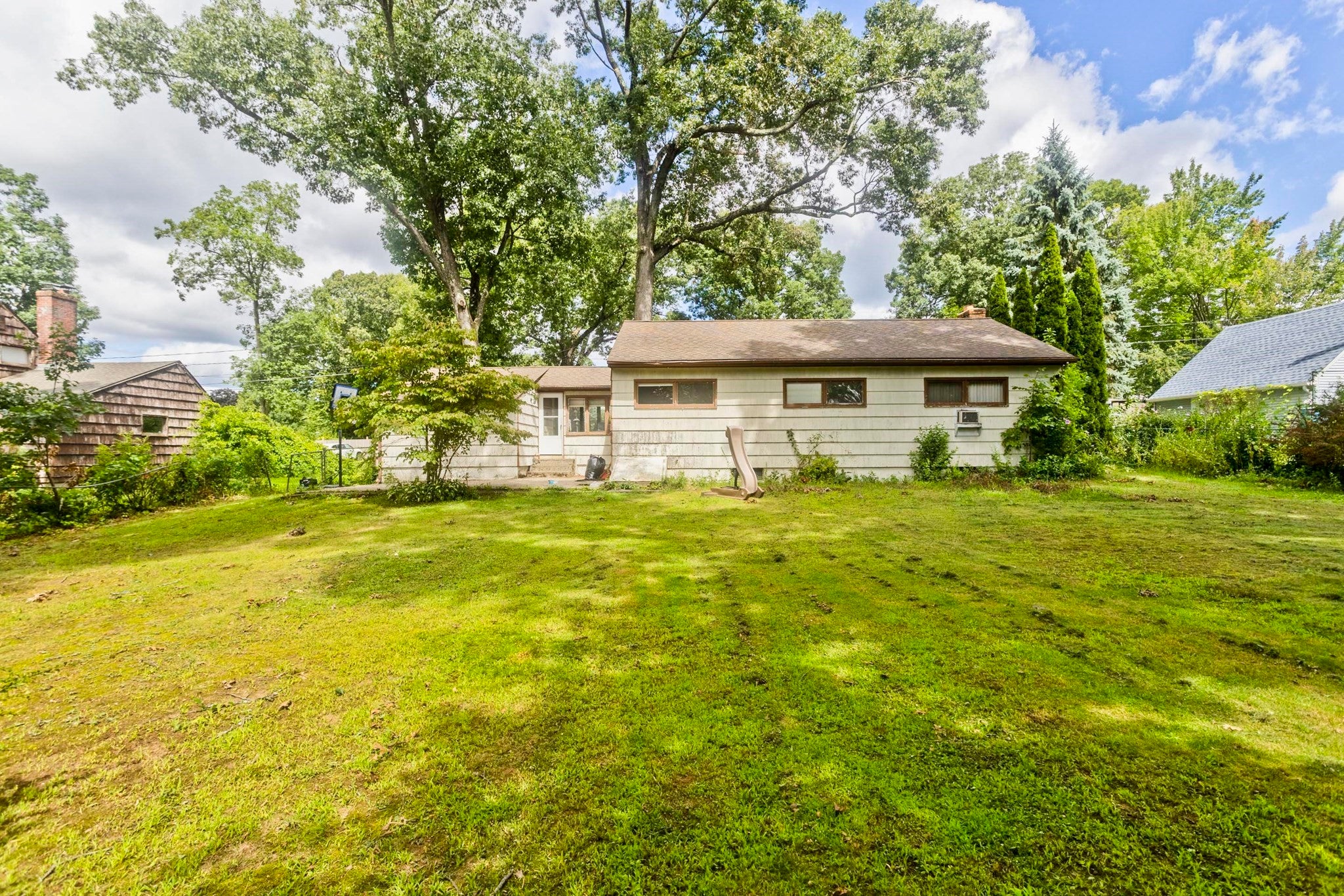 240 E Allen Ridge Rd, Springfield, MA, 240 E Allen Ridge Rd, Springfield, MA Photo #5
