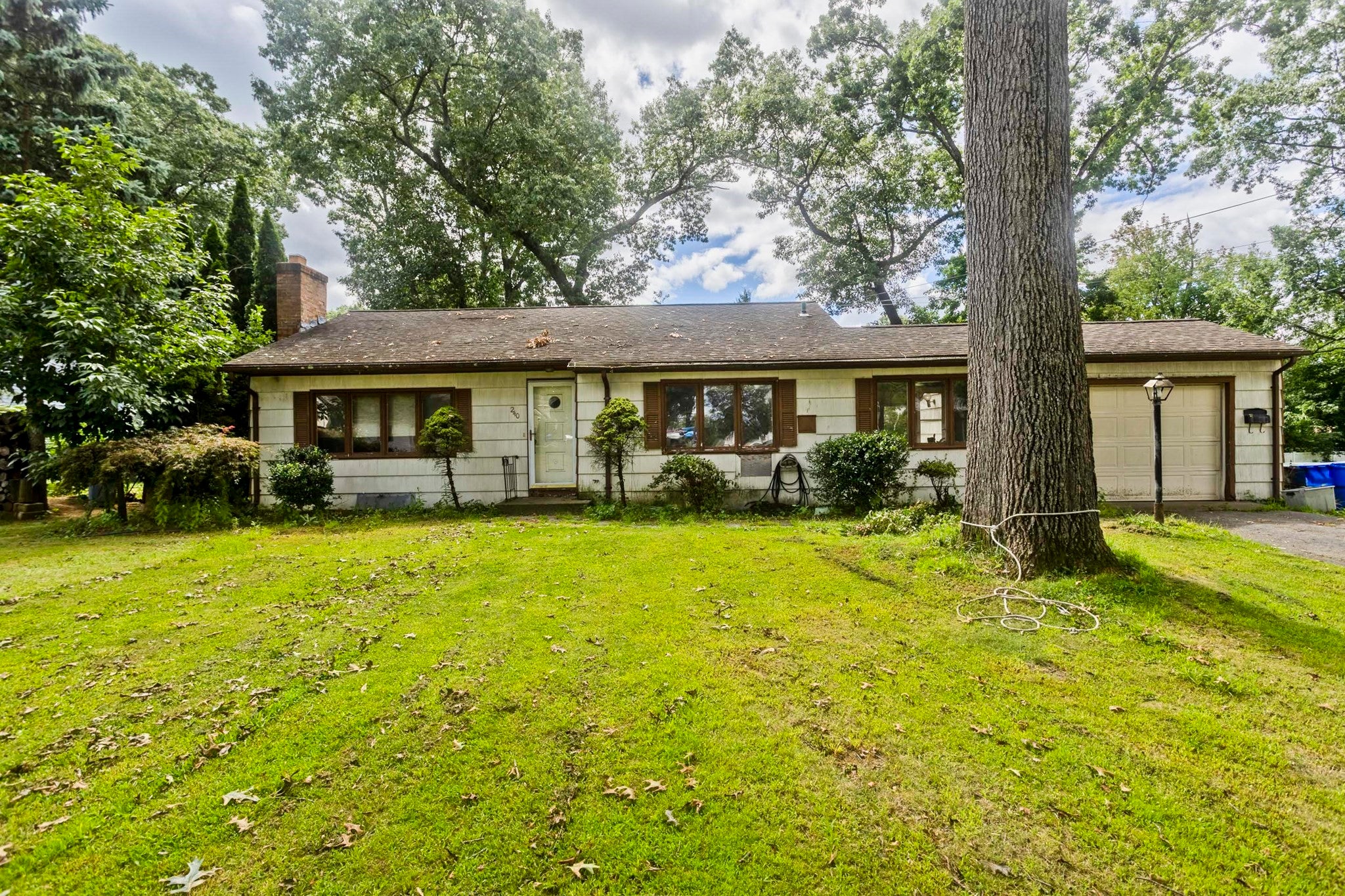 240 E Allen Ridge Rd, Springfield, MA, 240 E Allen Ridge Rd, Springfield, MA Photo #1