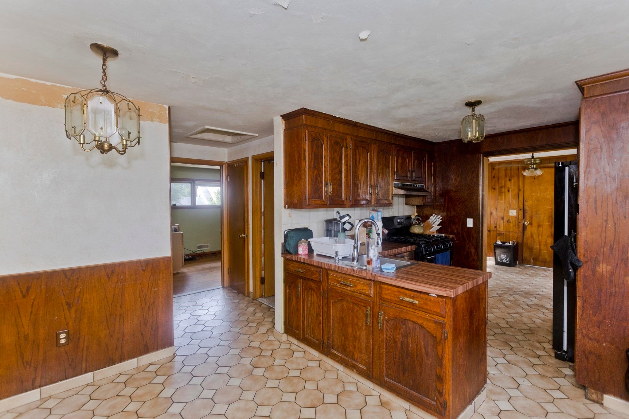 240 E Allen Ridge Rd, Springfield, MA, 240 E Allen Ridge Rd, Springfield, MA Photo #10