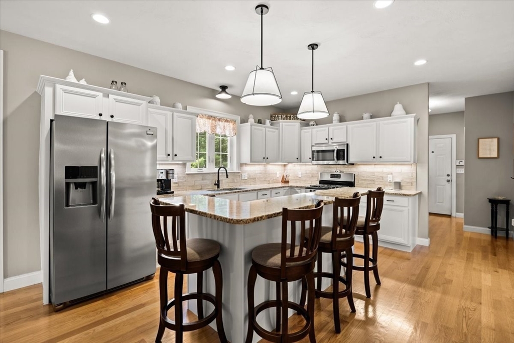 45 White Pines Rd