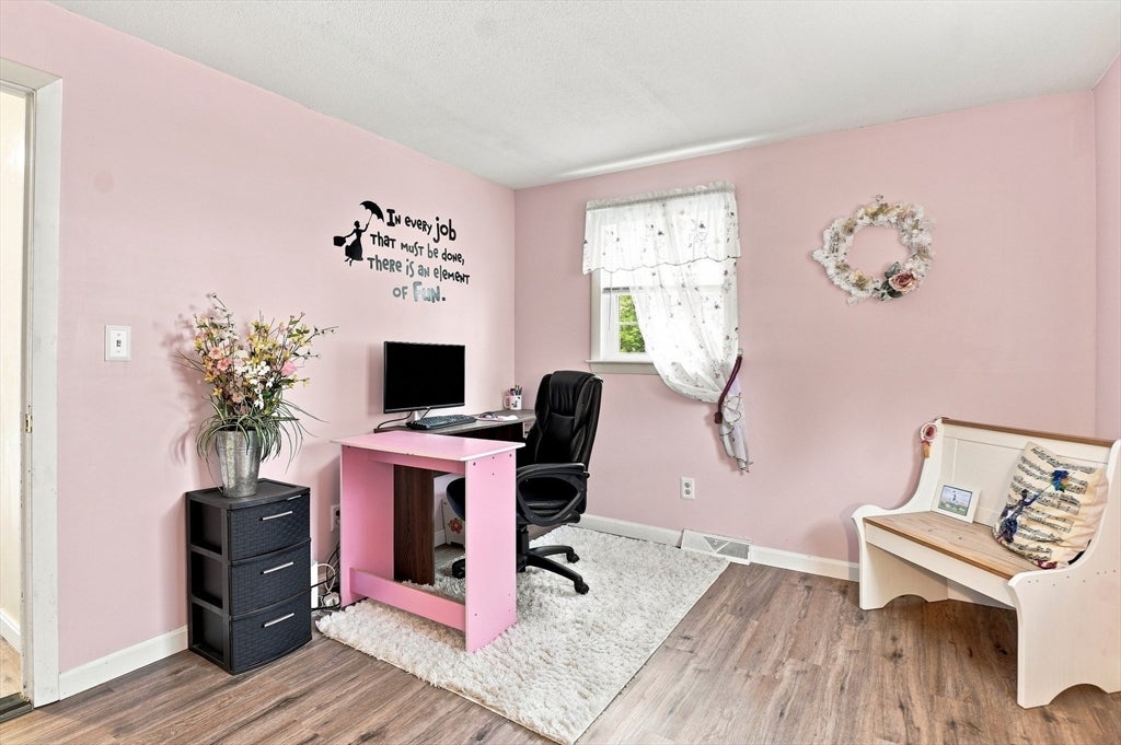 17 Dartmouth Drive, Milford, MA, 17 Dartmouth Drive, Milford, MA Photo #20