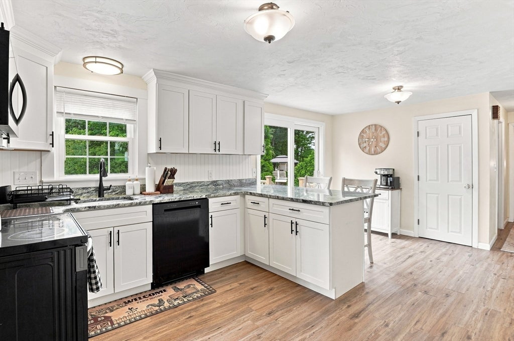 17 Dartmouth Drive, Milford, MA, 17 Dartmouth Drive, Milford, MA Photo #7