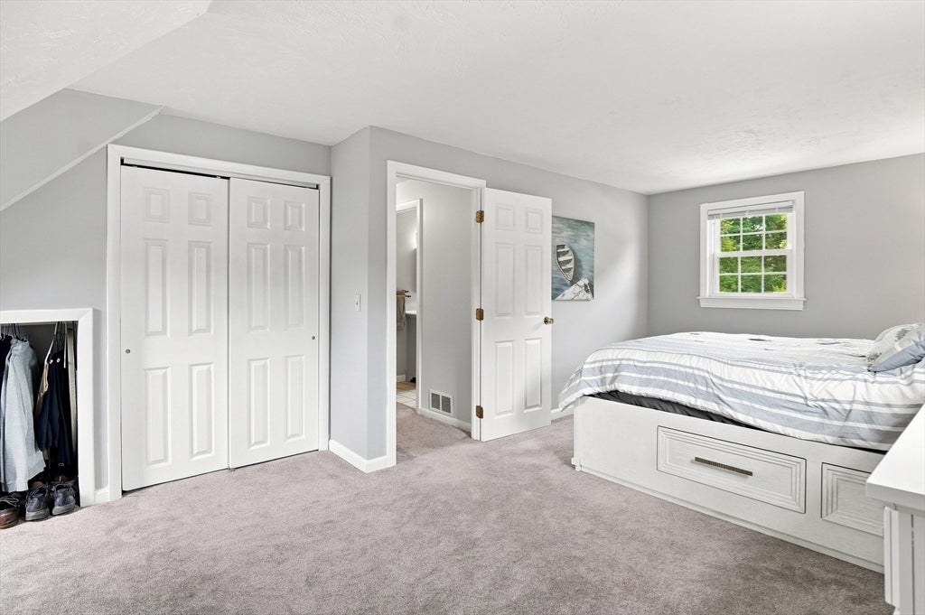 17 Dartmouth Drive, Milford, MA, 17 Dartmouth Drive, Milford, MA Photo #17