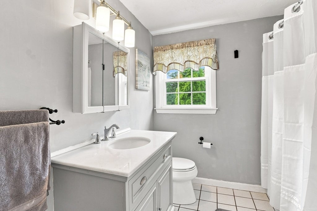 17 Dartmouth Drive, Milford, MA, 17 Dartmouth Drive, Milford, MA Photo #18