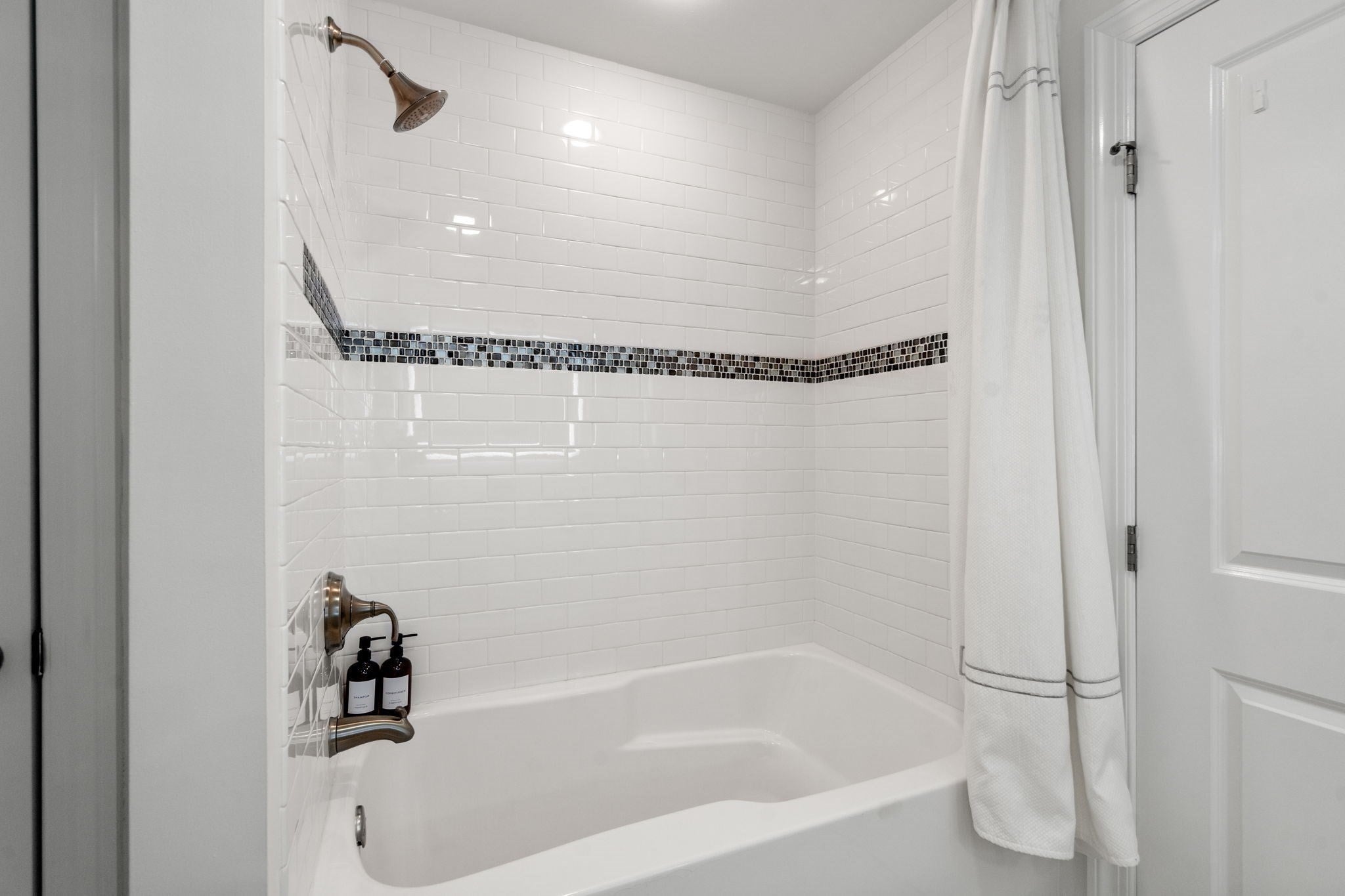 10 Gale St #1, Waltham, MA, 10 Gale St #1, Waltham, MA Photo #29
