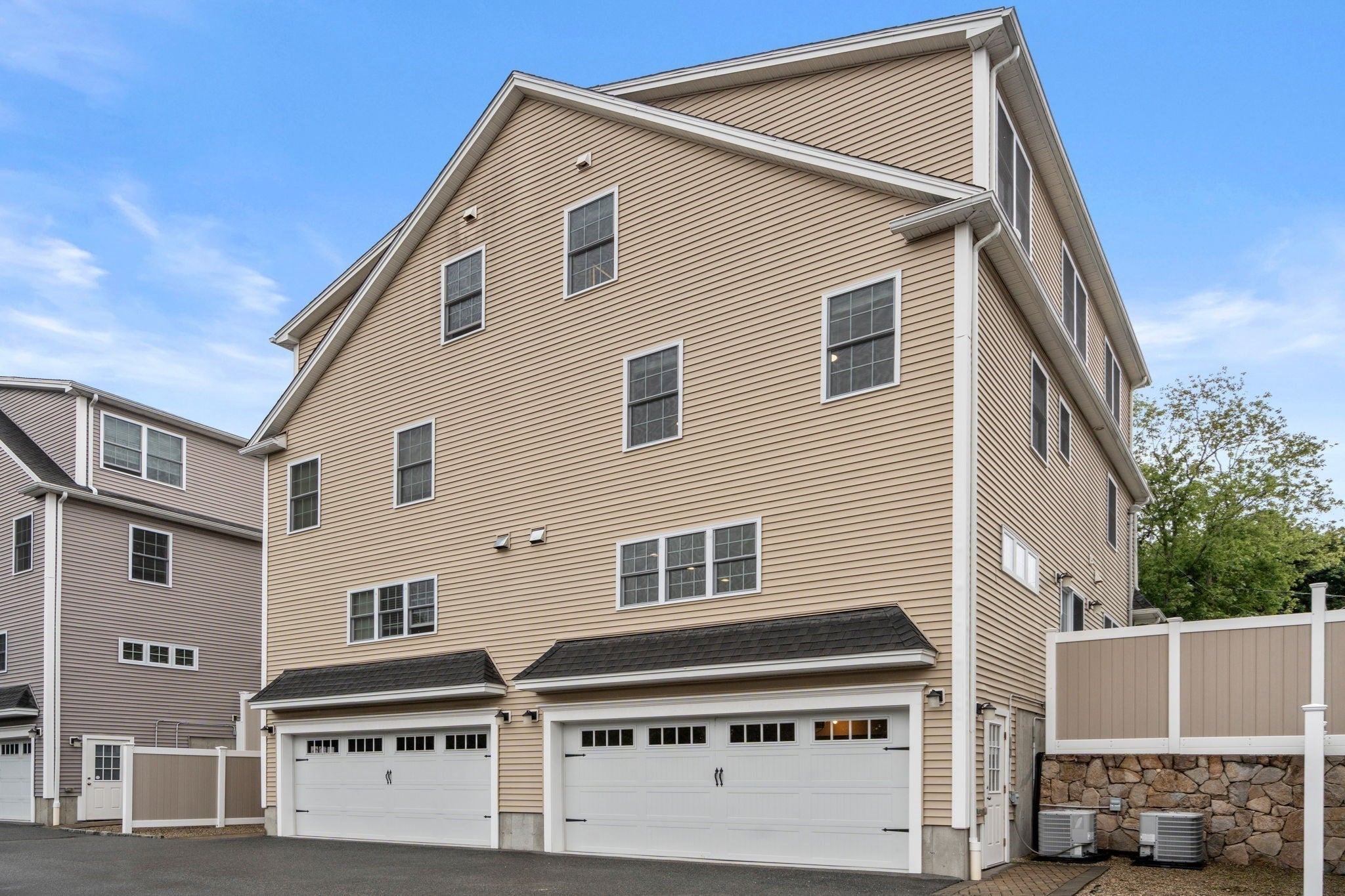 10 Gale St #1, Waltham, MA, 10 Gale St #1, Waltham, MA Photo #40