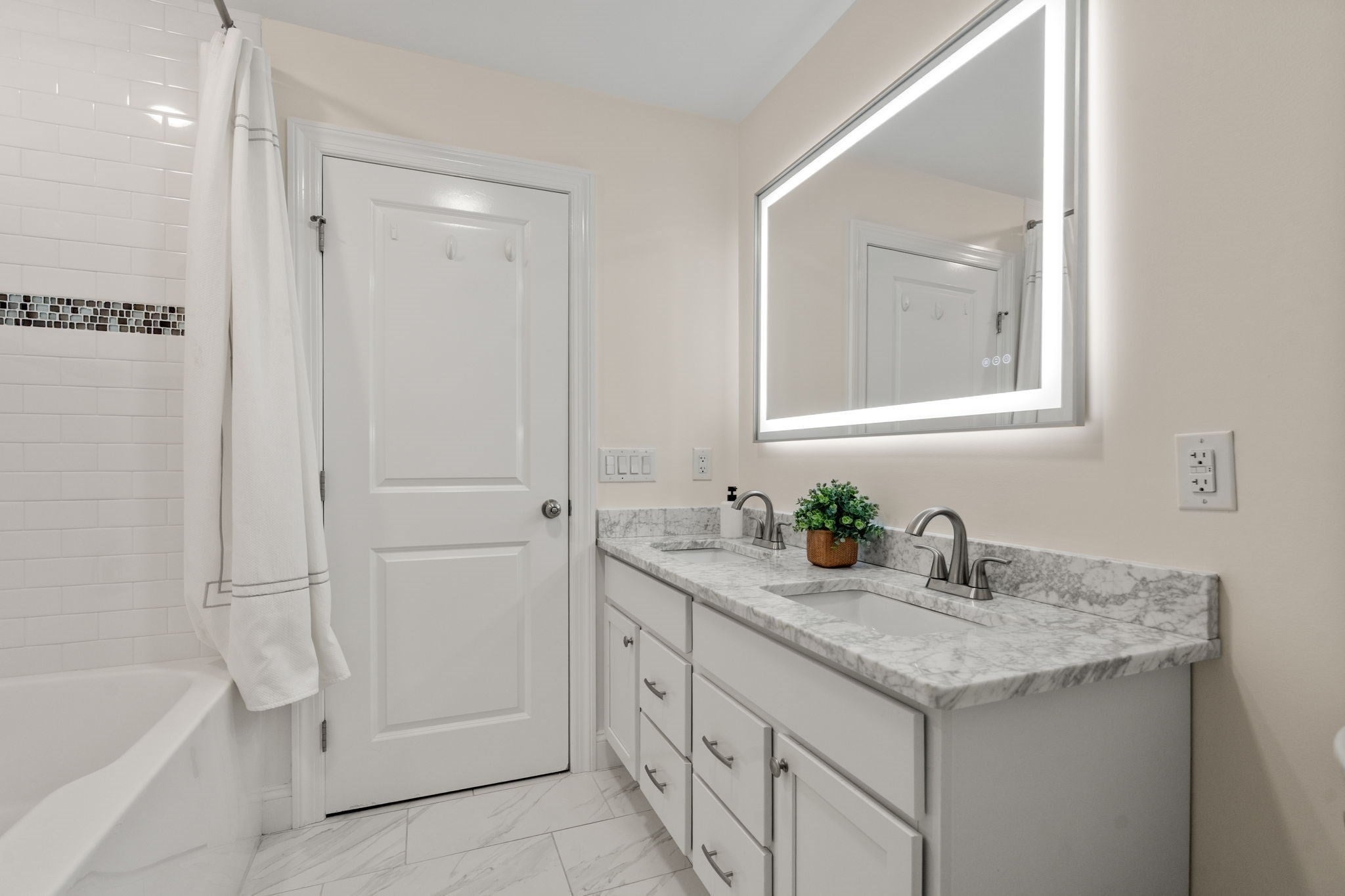 10 Gale St #1, Waltham, MA, 10 Gale St #1, Waltham, MA Photo #27