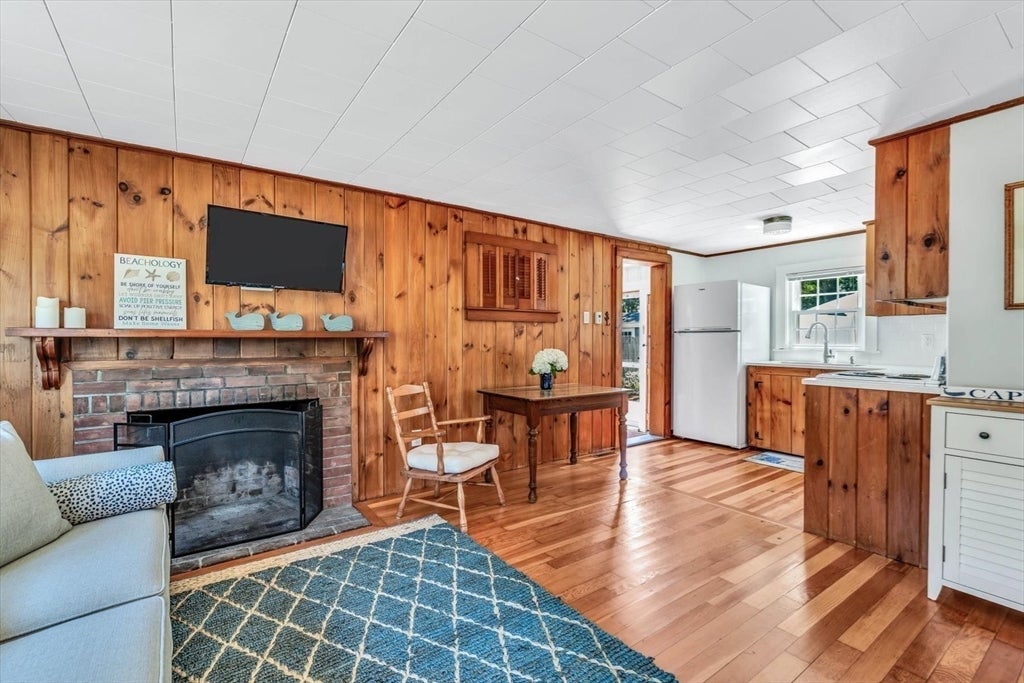 3 Danbury Street, Yarmouth, MA Photo #7