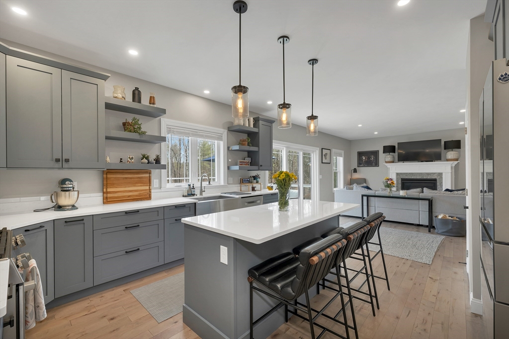 453 Maple Street, Hopkinton, NH Photo #8
