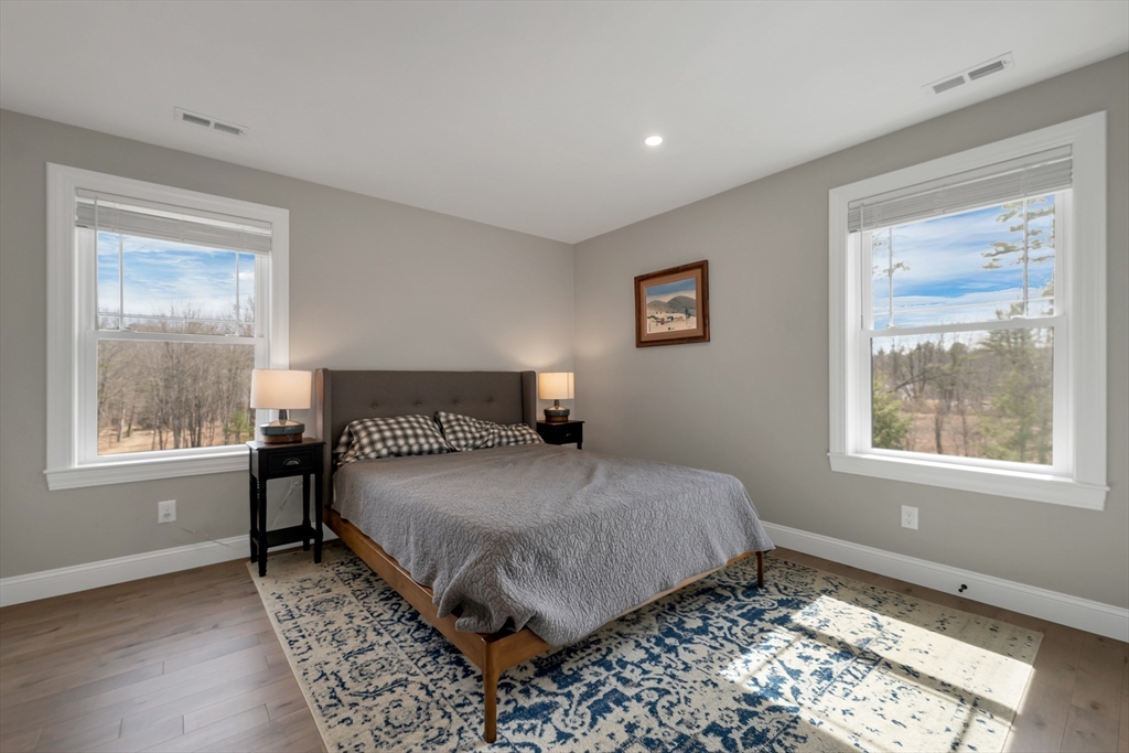 453 Maple Street, Hopkinton, NH Photo #32