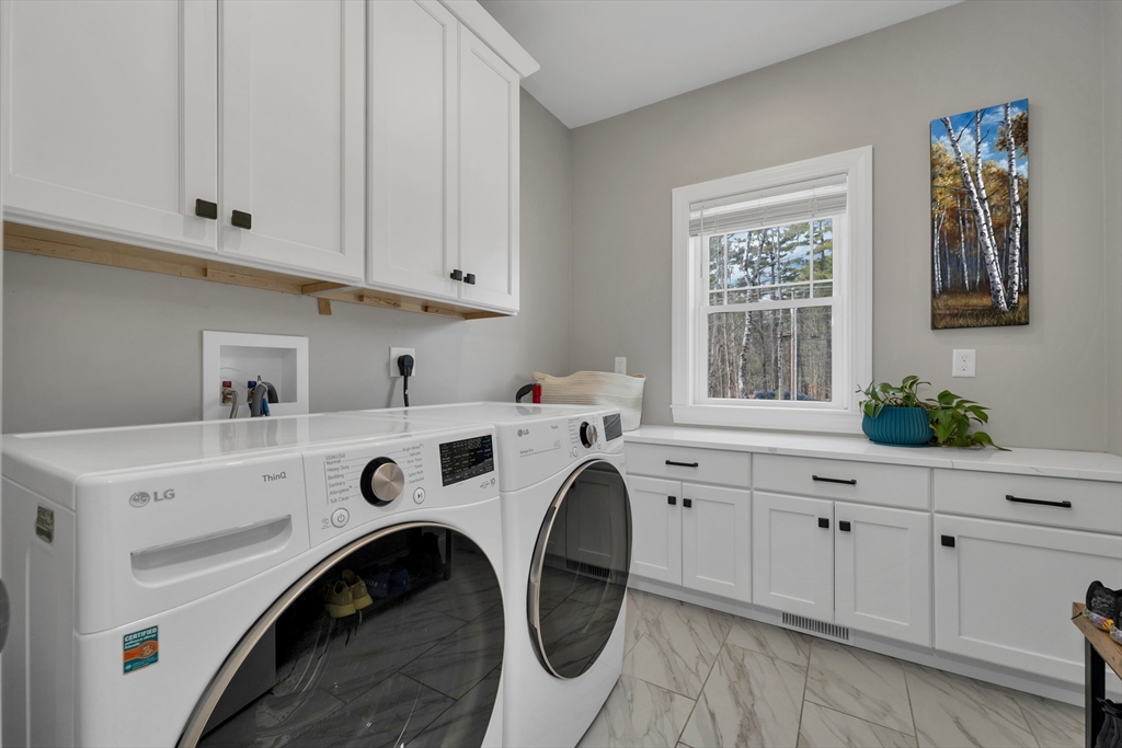 453 Maple Street, Hopkinton, NH Photo #23