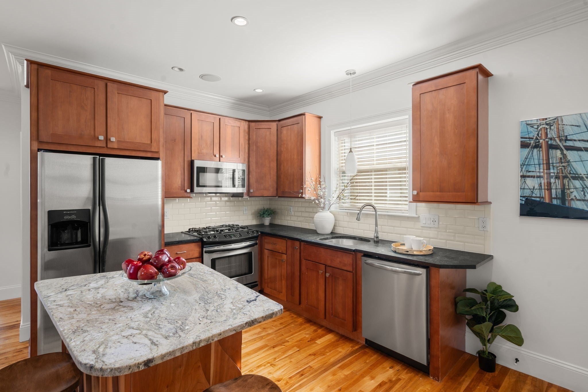 35 White Pl #3, Brookline, MA, 35 White Pl #3, Brookline, MA Photo #2
