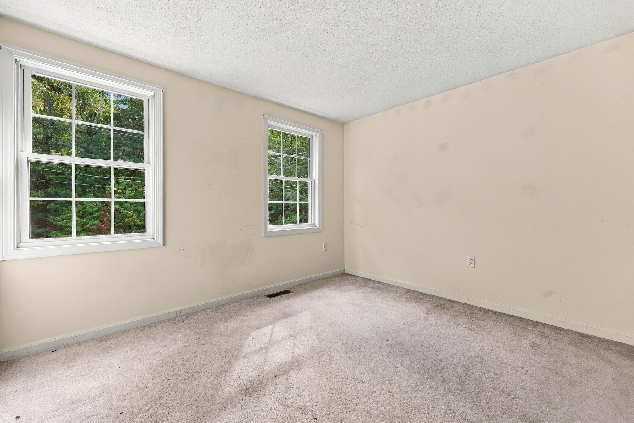 16 Lancaster Road, Clinton, MA, 16 Lancaster Road, Clinton, MA Photo #24