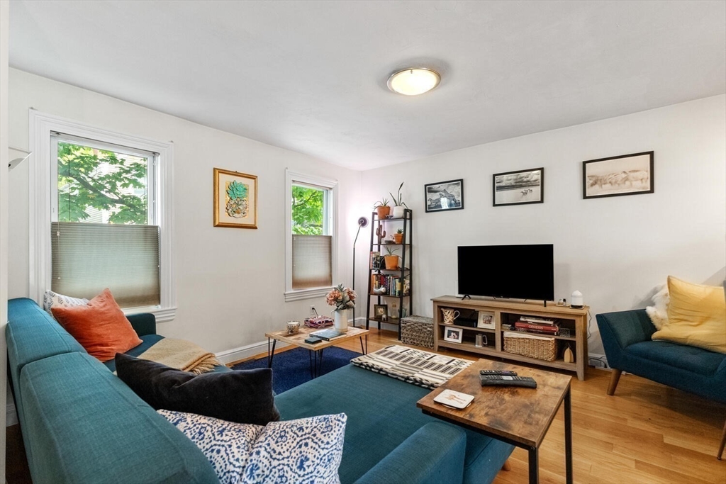 617-619 E. Second Street 1