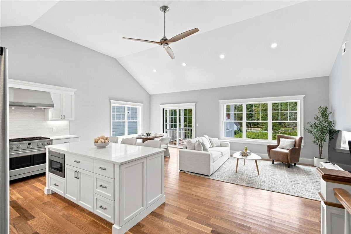 1549 Washington St #2, Walpole, MA, 1549 Washington St #2, Walpole, MA Photo #7