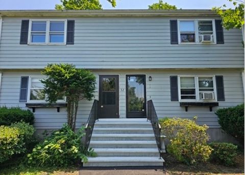 32 Jennifer Ln B Peabody MA 01960