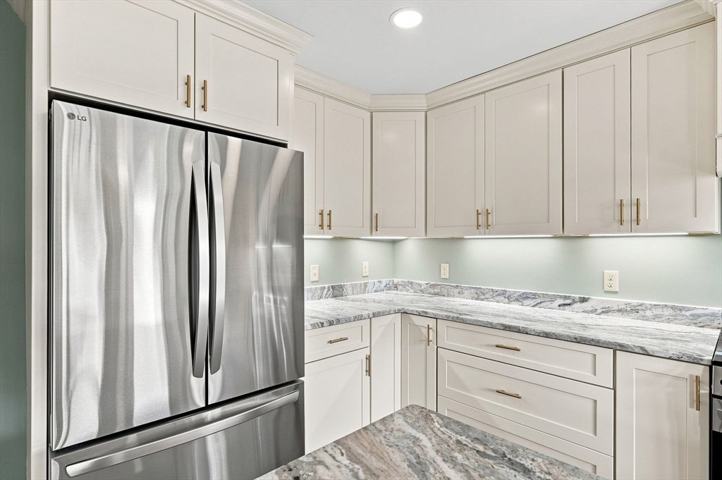 106 Main St, Blandford, MA, 106 Main St, Blandford, MA Photo #17