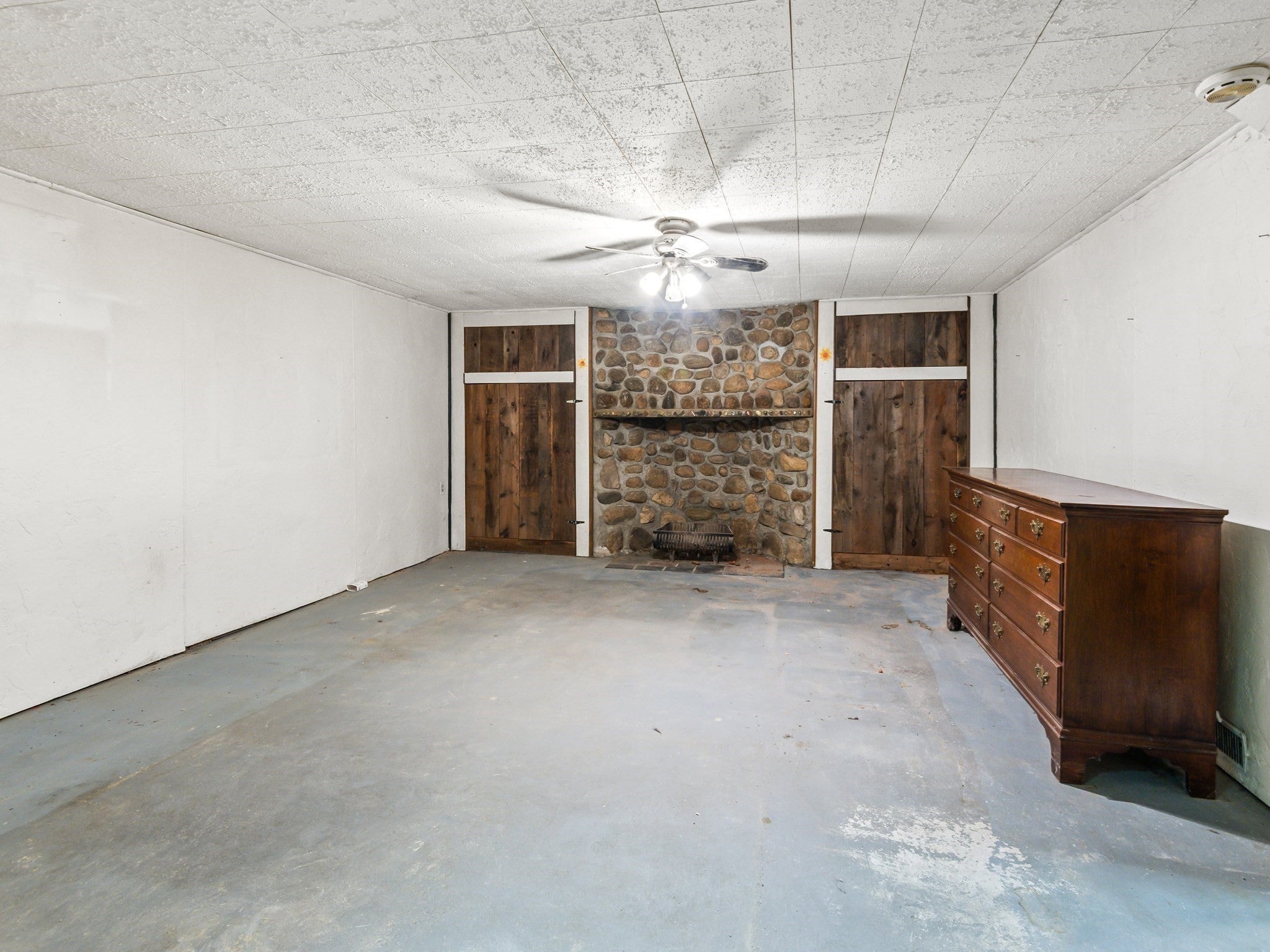 360 Wood St, Hopkinton, MA, 360 Wood St, Hopkinton, MA Photo #30