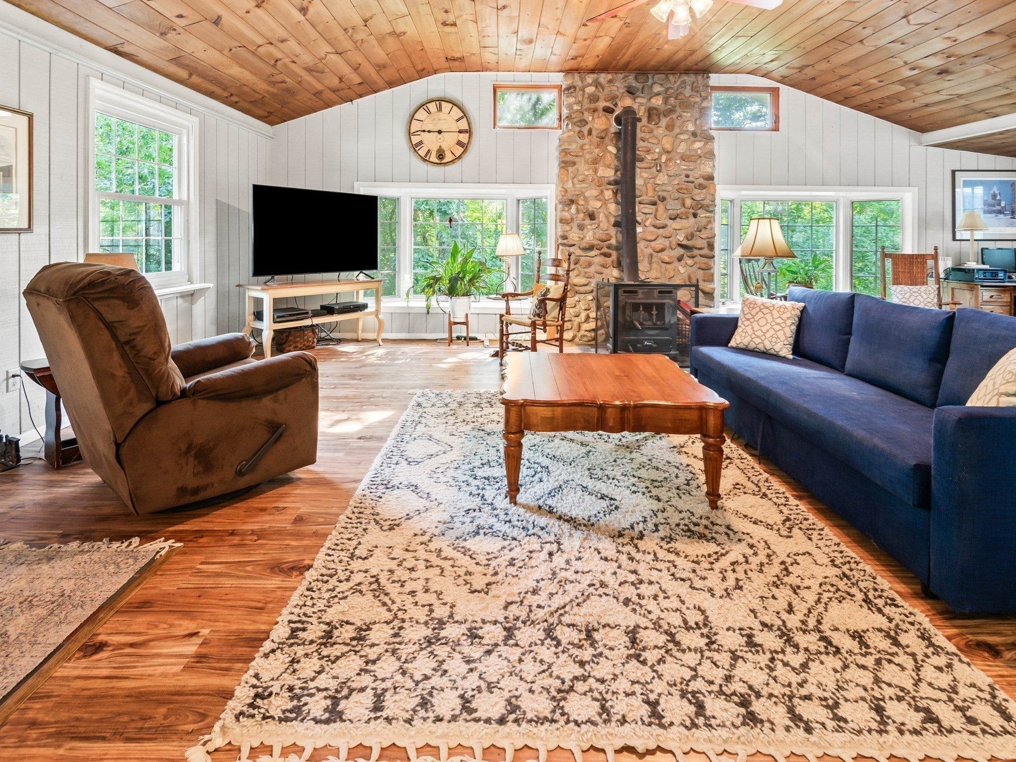 360 Wood St, Hopkinton, MA, 360 Wood St, Hopkinton, MA Photo #4