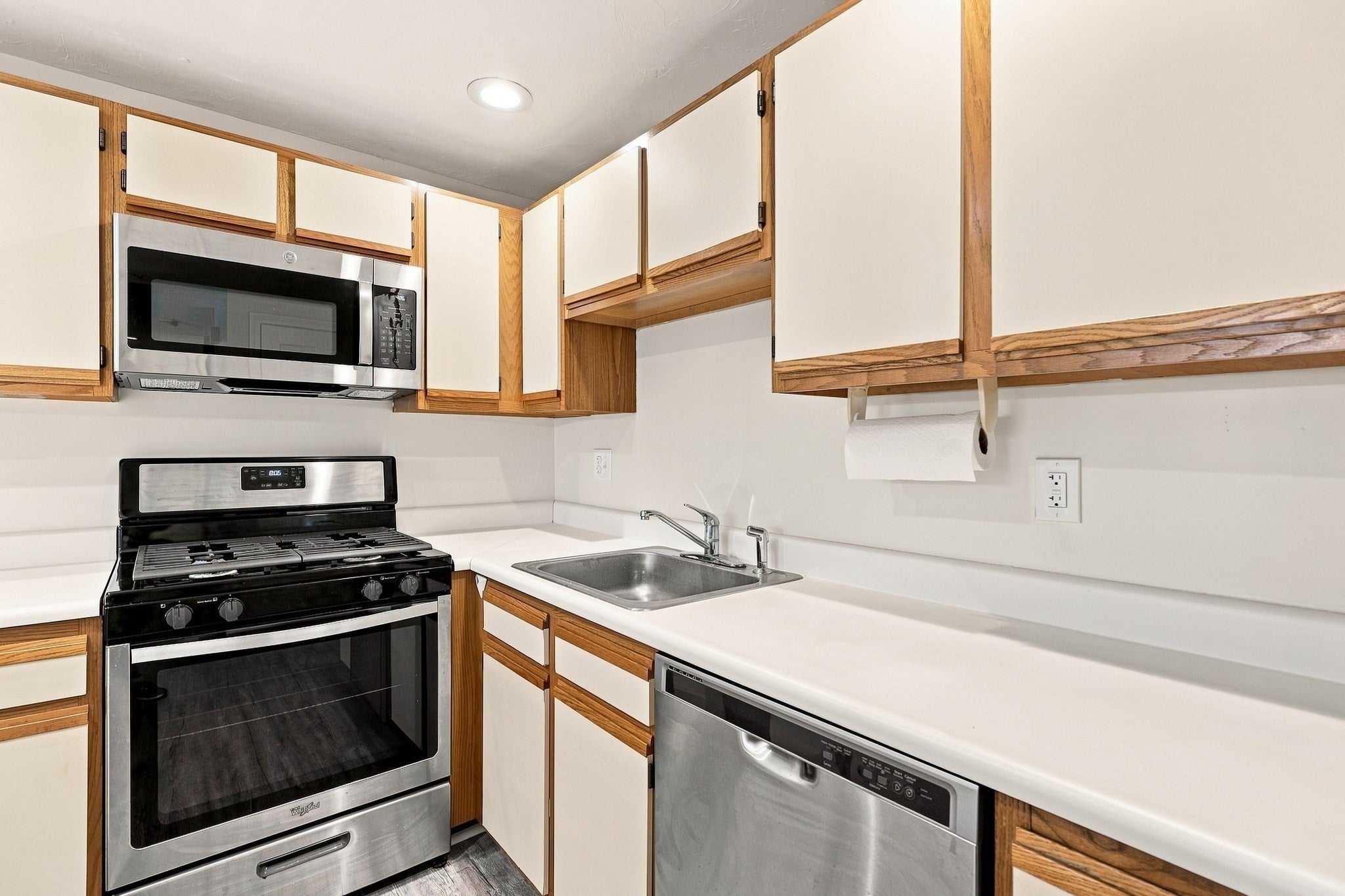 360 Littleton Road #H1, Chelmsford, MA, 360 Littleton Road #H1, Chelmsford, MA Photo #13