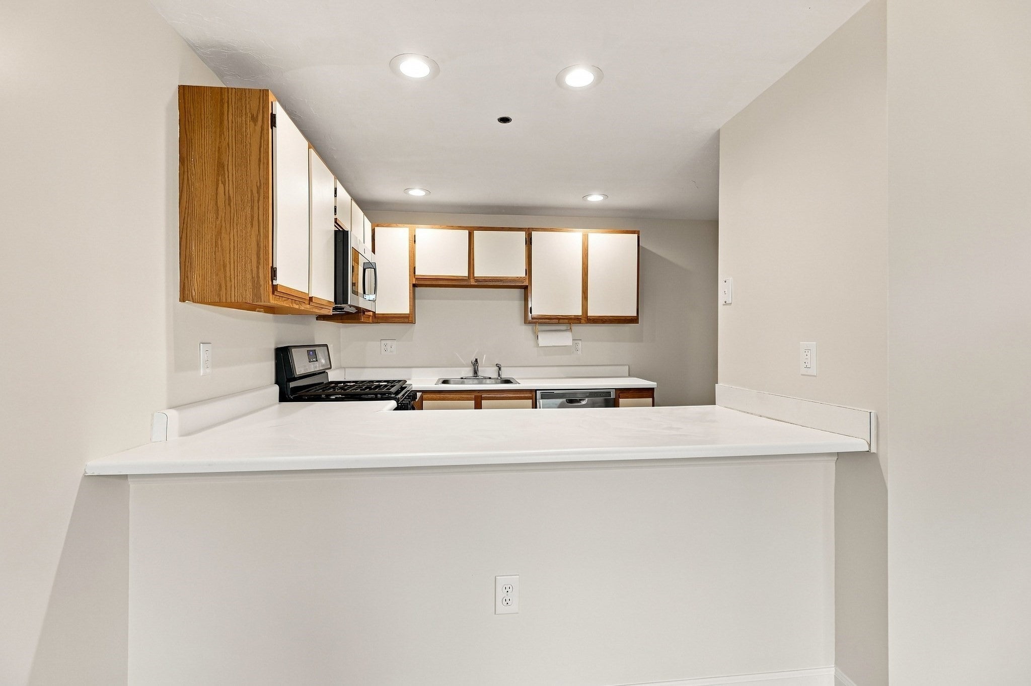360 Littleton Road #H1, Chelmsford, MA, 360 Littleton Road #H1, Chelmsford, MA Photo #14