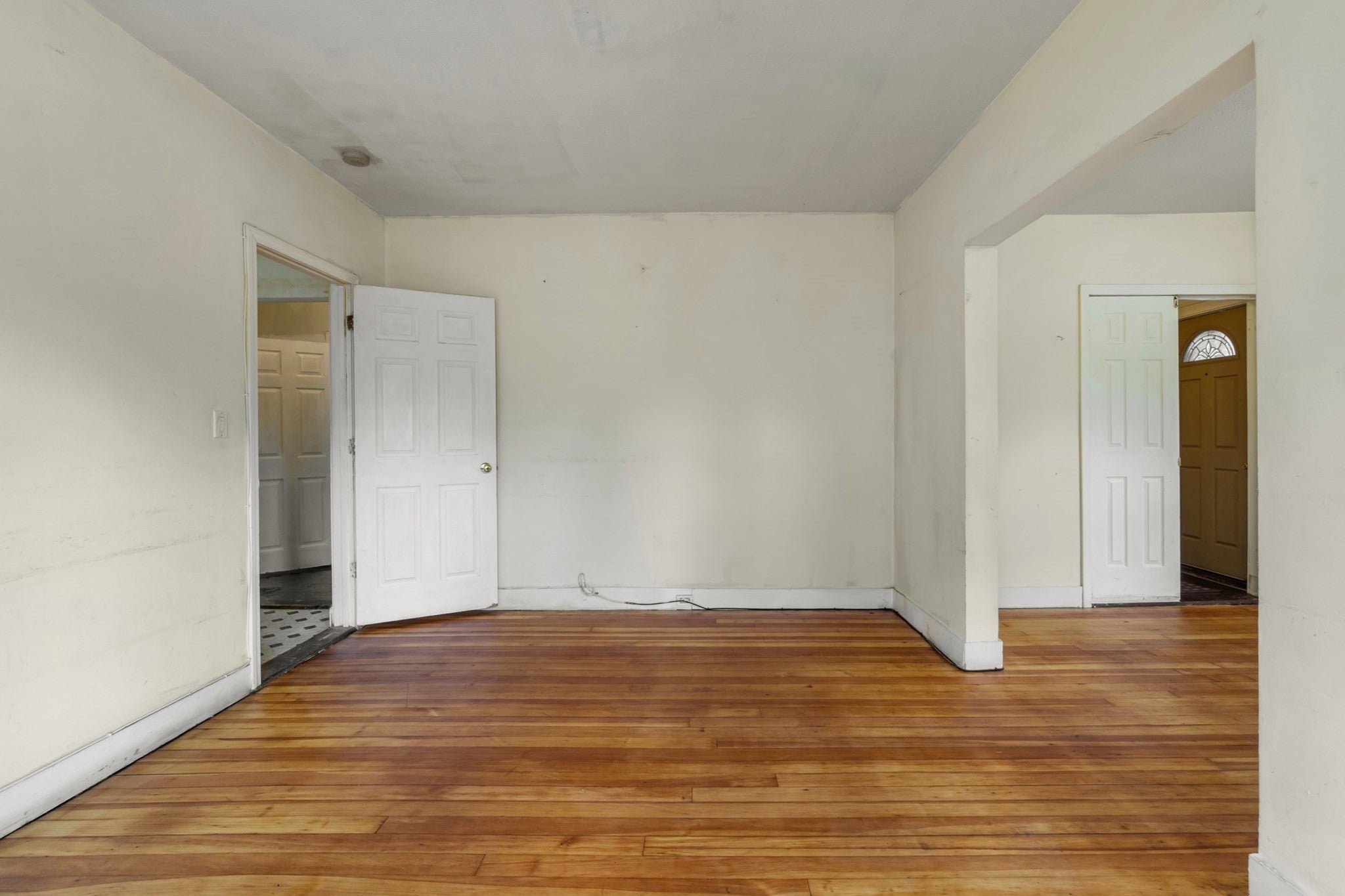 126 Belgrade Avenue #1, Boston, MA Photo #12