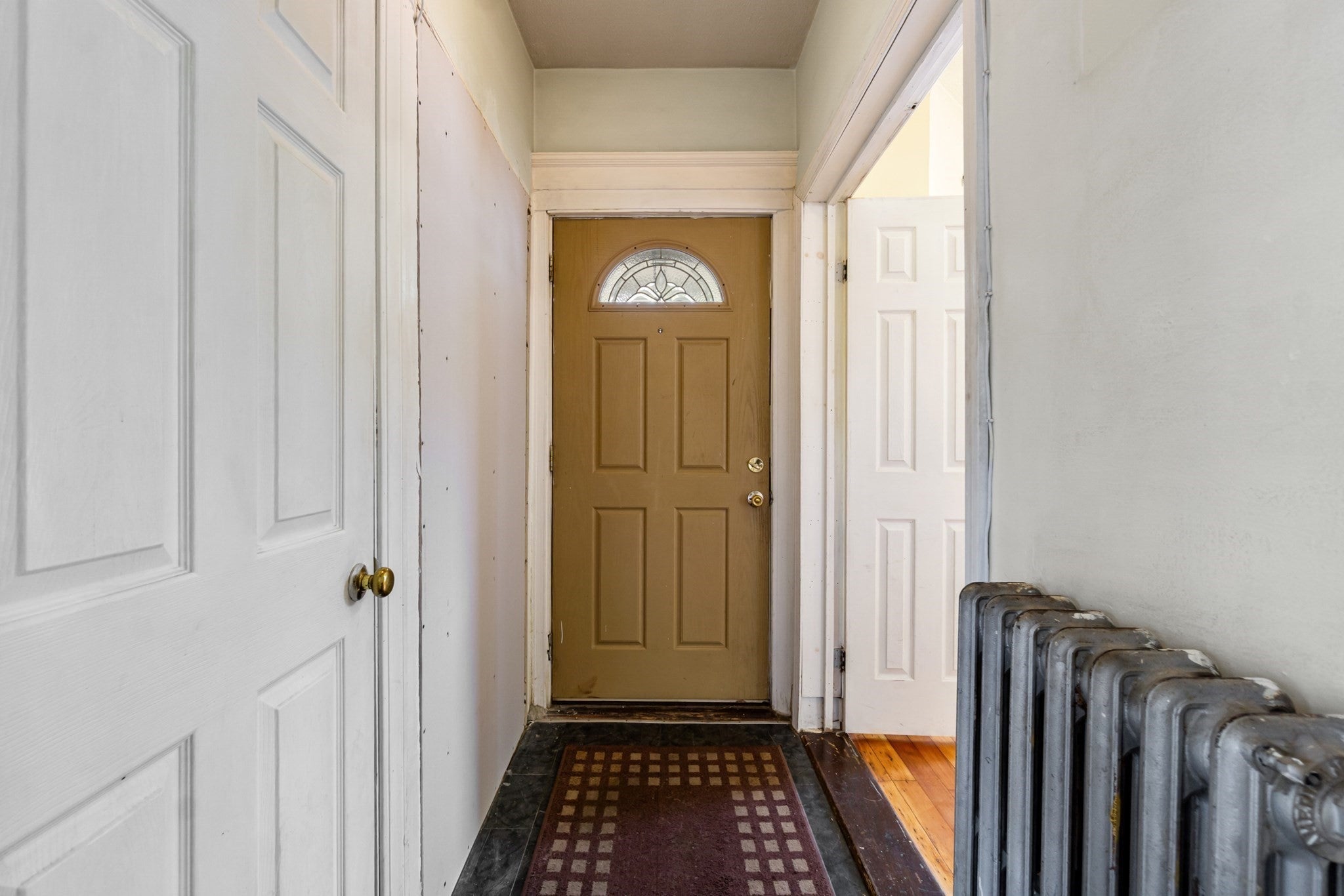 126 Belgrade Avenue 1