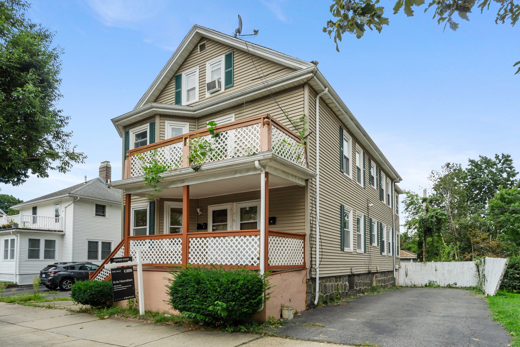 126 Belgrade Avenue 1