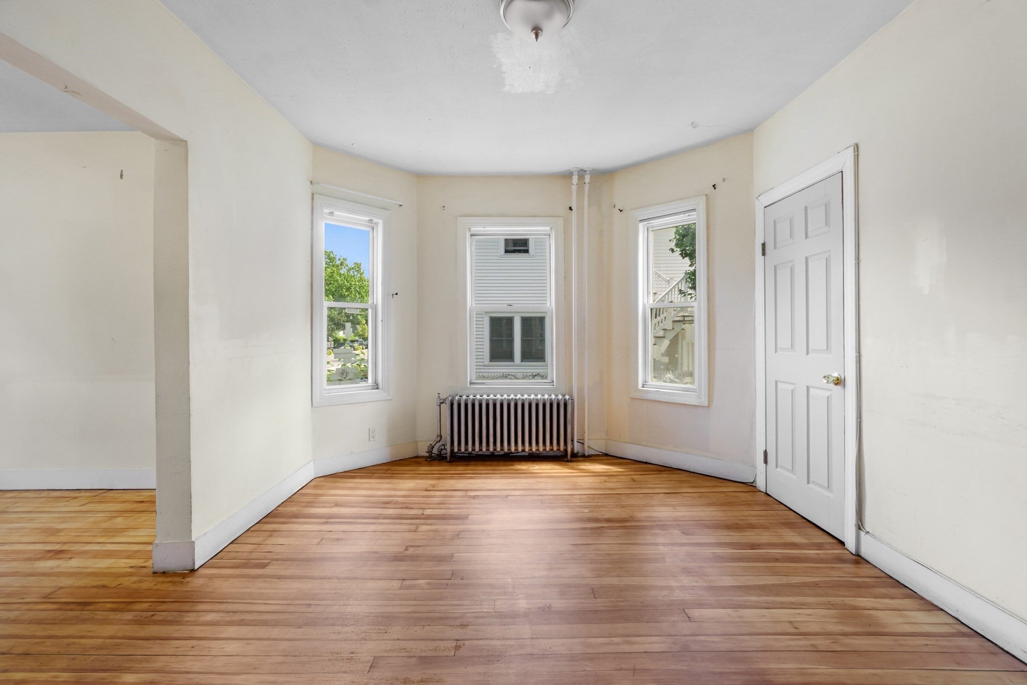 126 Belgrade Avenue #1, Boston, MA Photo #9