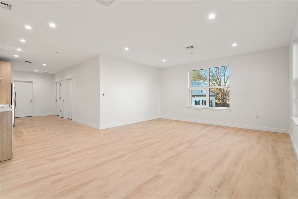 1151 Walnut ST #301, Newton, MA Photo #18